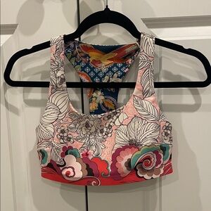 Johnny Was NWT XS Bee Active Reversible Print Women's Sports Bra